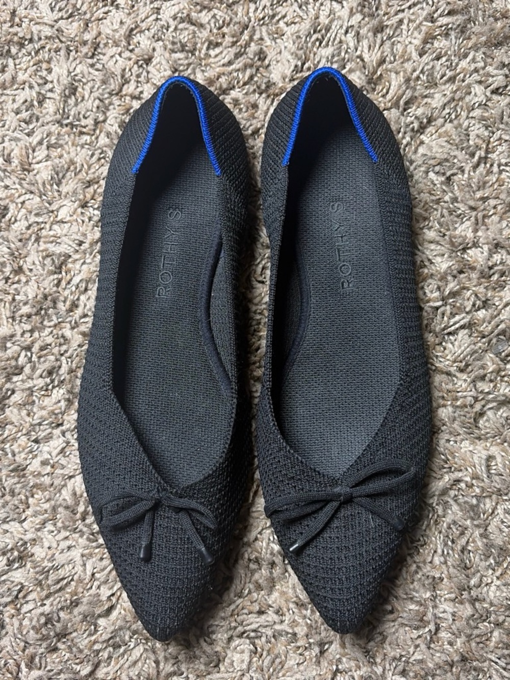 Rothy’s The Point Bow Flats Women’s 8.5 Black Knit Blue Trim Pointed Toe